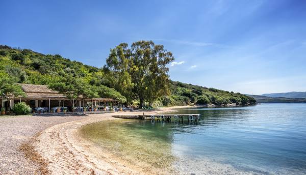 Plage d’Agios Stefanos Sinies à Corfou