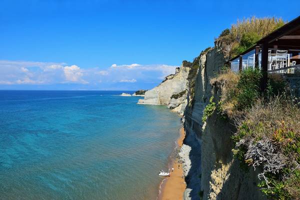 Plage de Loggas à Corfou