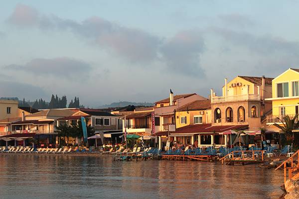 Plage de Messongi à Corfou