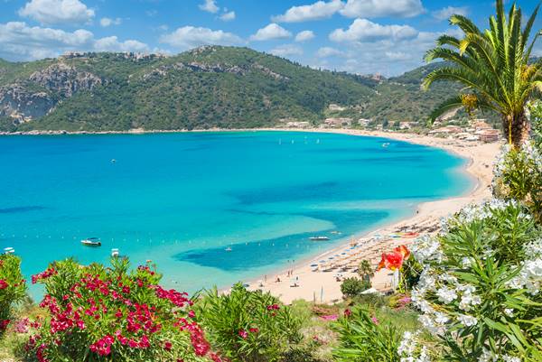 Plage d’Agios Georgios Pagon à Corfou